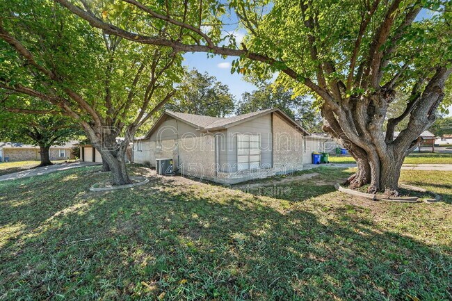 Photo - 936 N Las Vegas Trail