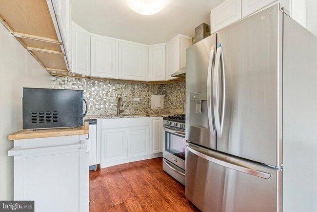 Photo - 5801 Quantrell Ave Unit 203