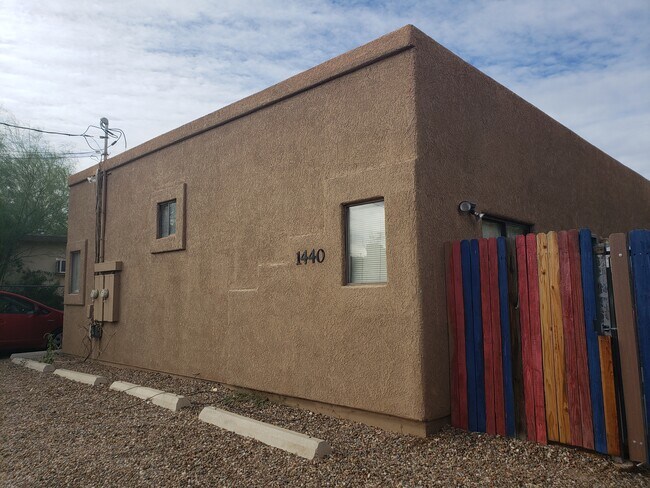 Photo - 1440 E Lee St