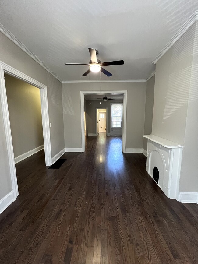 Photo - 4059 Sansom St