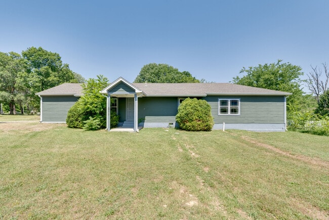 Photo - 279 Stones River Rd