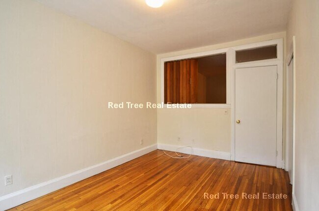 Photo - 33 Lancaster Terrace Unit 106