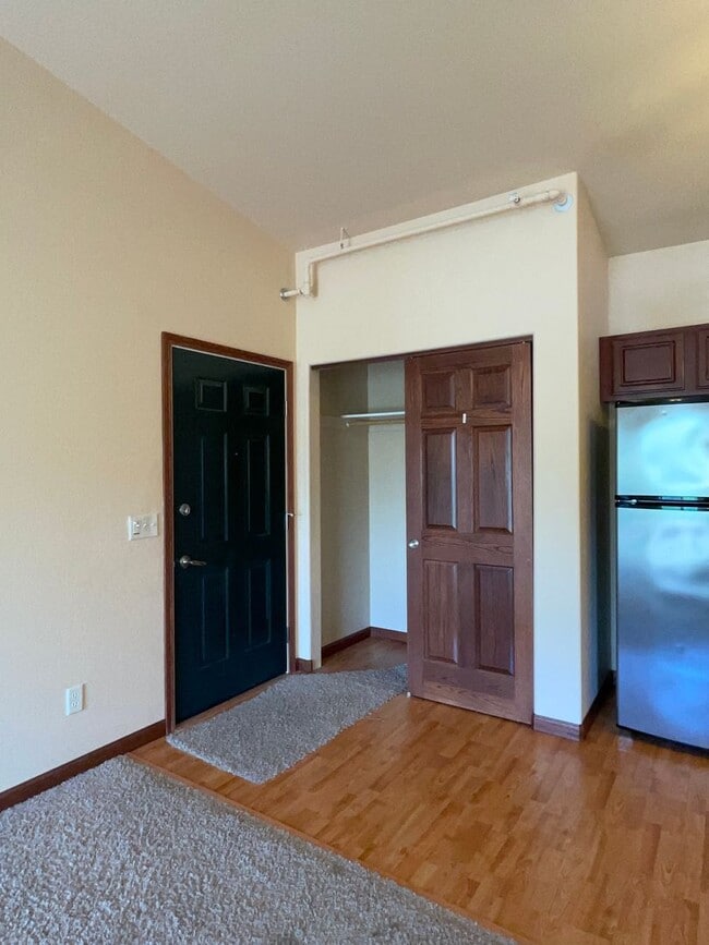 Photo - 2 Bedroom, 2 Bath Condo for Rent