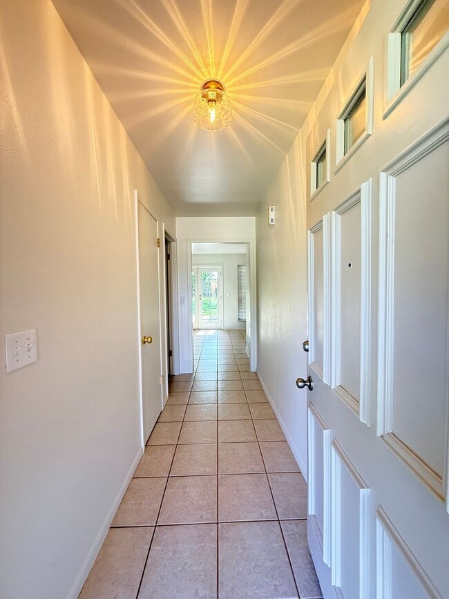 Photo - Beautiful 4 Bedroom 1.5 Bath - City View ISD