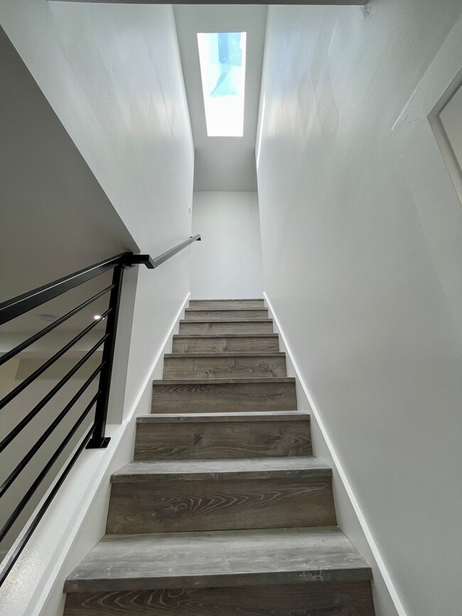 Photo - 1323 Florida Ave NW