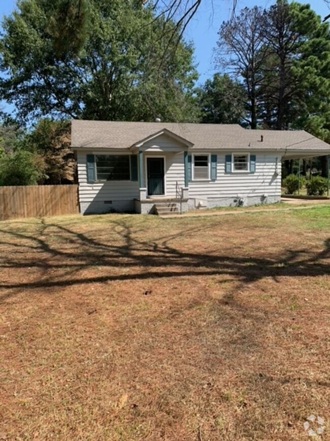 Building Photo - Renovated 3 Bedroom 2 Bath Home for Rent!