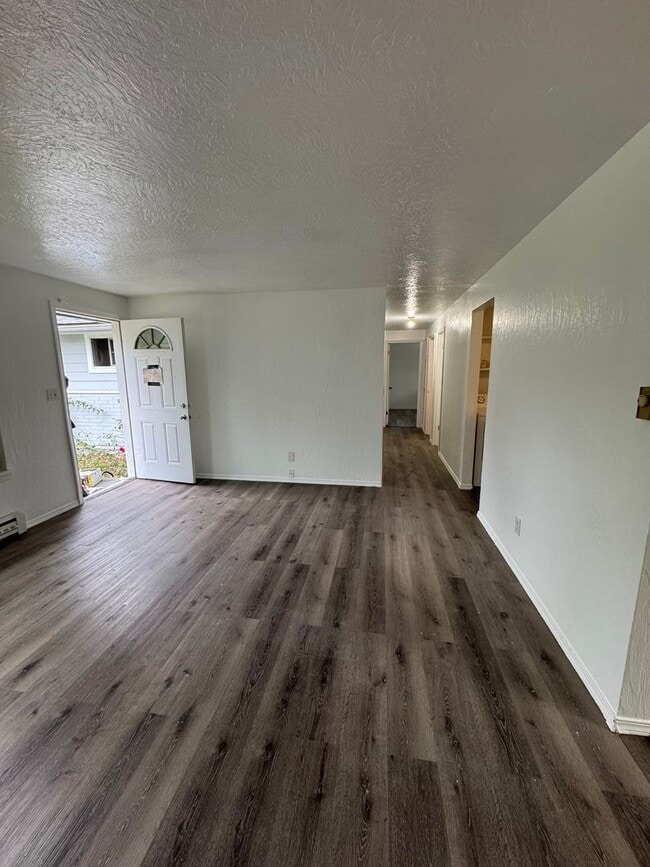 Photo - Charming 2-Bedroom Lakewood Duplex with Carport