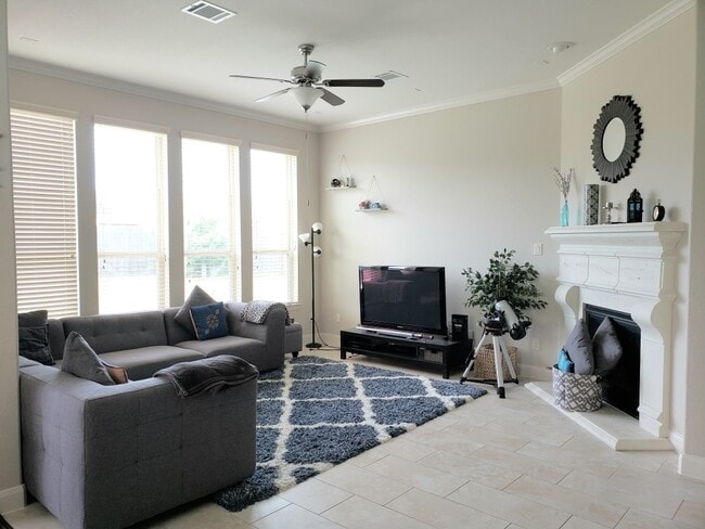Photo - 10527 Angeline Springs Ln