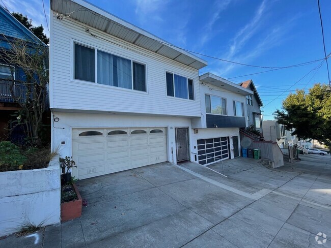 Building Photo - Walk to CCSF and Balboa Park BART/ MUNI St... Rental