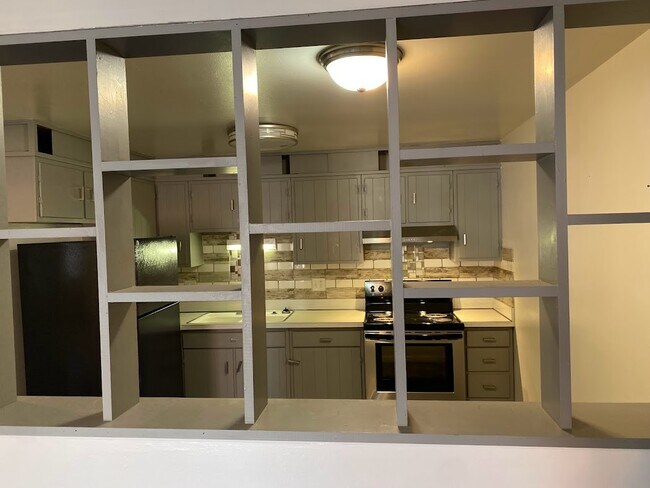 220 Kenbrook Dr Unit 2