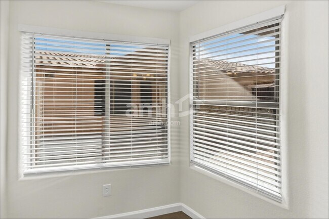 12933 W Alvarado Rd