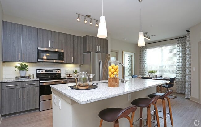 Building Photo - Apply Now & Save on Your New Home! Unit NNFT