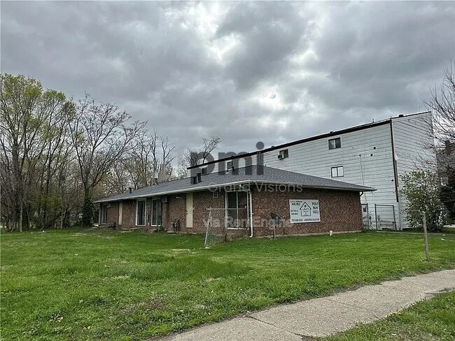 Building Photo - 1624 N Water St Rental