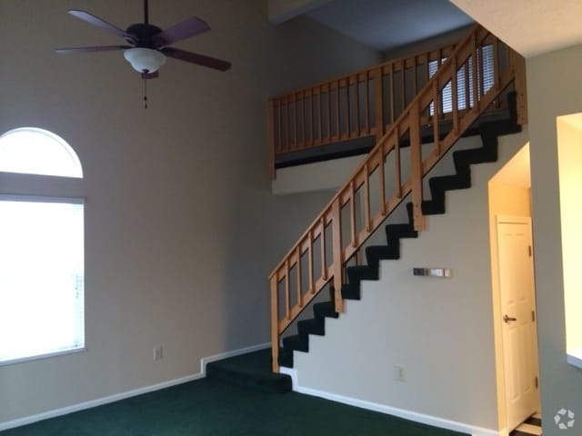 Building Photo - 1143 Bay Harbour Cir Unit 1143 Rental