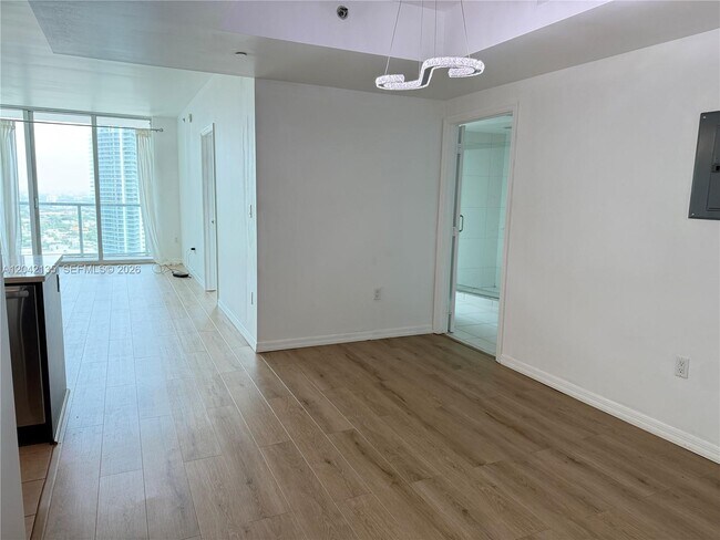 Photo - 55 SE 6th St Unit 3900