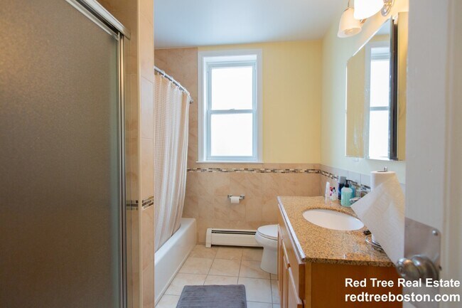 Photo - 2009 Commonwealth Ave Unit 3