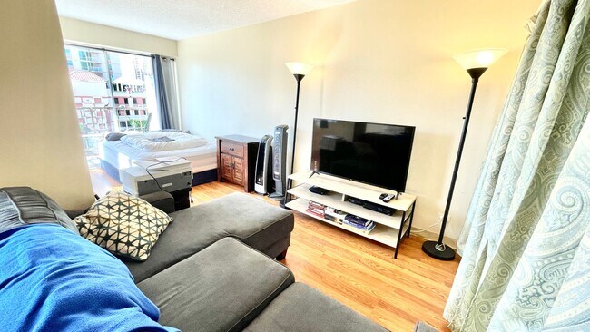 Photo - FULLY FURNISHED STUDIO IN KING MANOR! CLOSE TO STRAUB-WARD-KAPIOLANI
