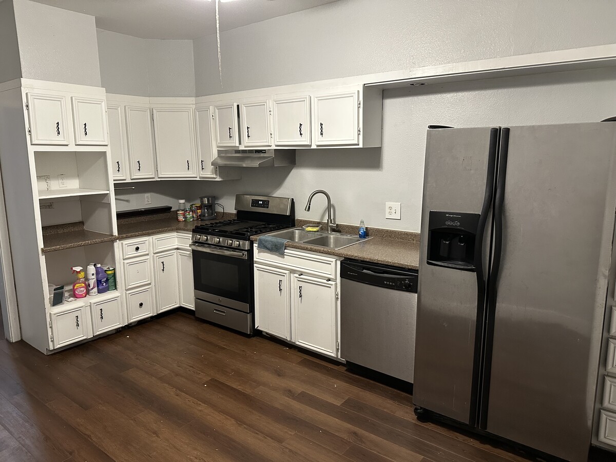 Photo - 1118 Santa Anna Unit #1