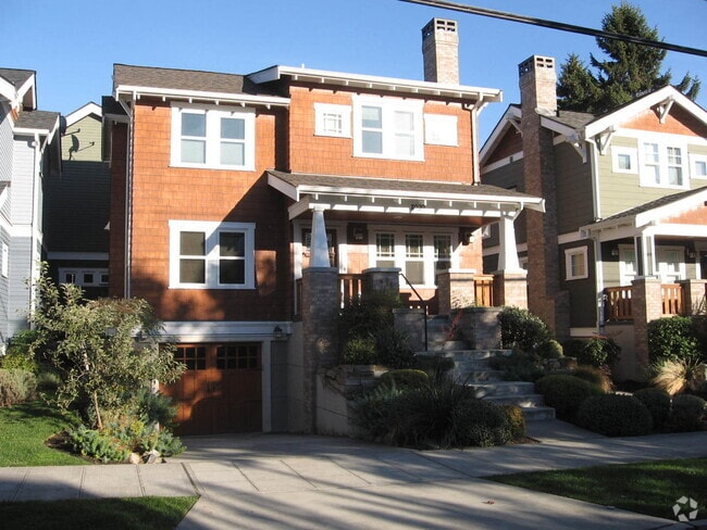 Building Photo - Beautiful finishes, Platinum LEED Certifie... Rental