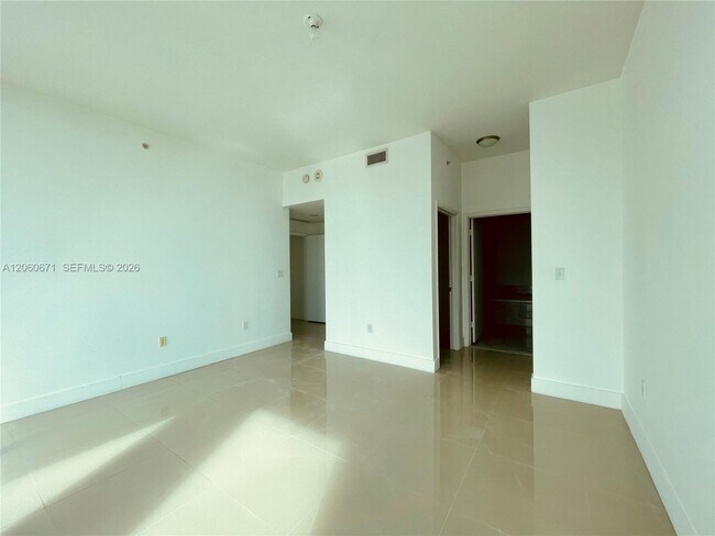 Photo - 244 Biscayne Blvd Unidad 4307