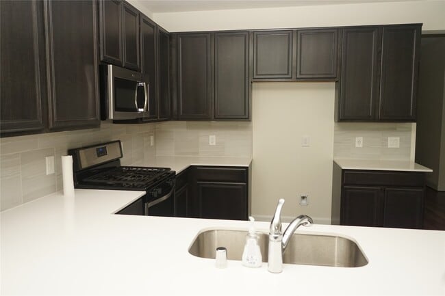 Photo - 3606 Russett Glen Ln