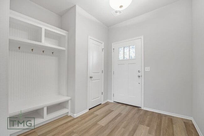 Photo - 3/2.5/2 Brand New Home in Historic Neighbo...