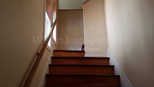 Photo - 486 S Goodman St
