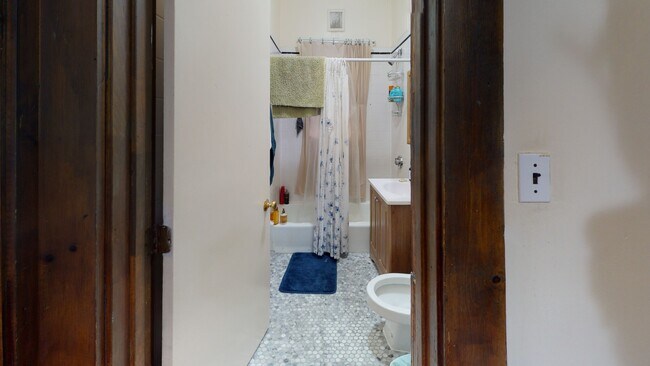 Photo - 40 Mozart St Unit 3-bed