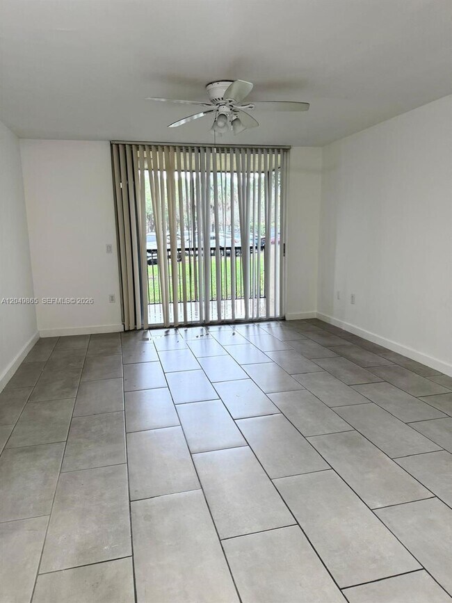 Photo - 8333 Lake Dr Unit 102