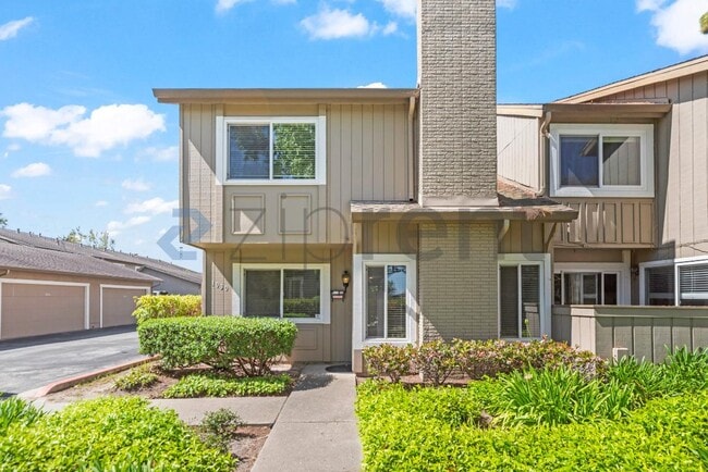 Photo - 1030 Gull Ave