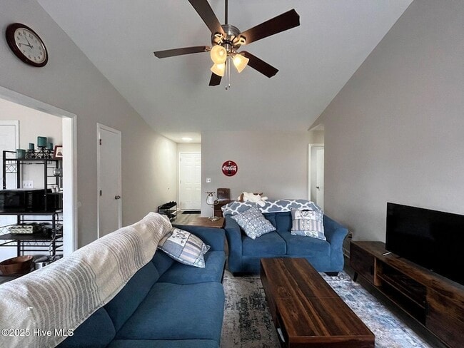 Photo - 5721 Randleman St