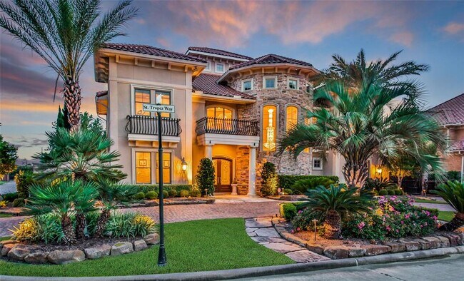 Photo - 3714 St Tropez Way House