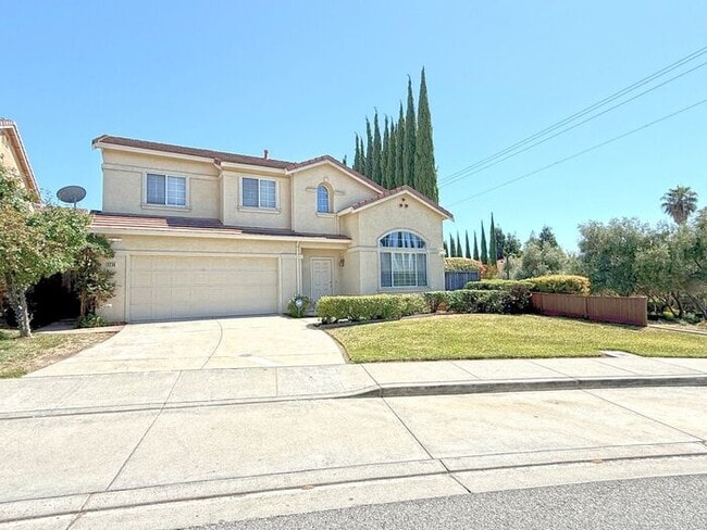 Building Photo - Beautiful Evergreen Home with Pool on Corner Lot -- Walk to Park and Chaboya Middle!