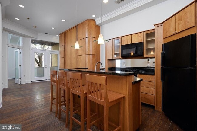 Photo - 1702 Q St NW