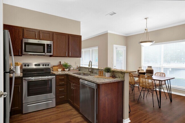 Villas Of Preston Creek