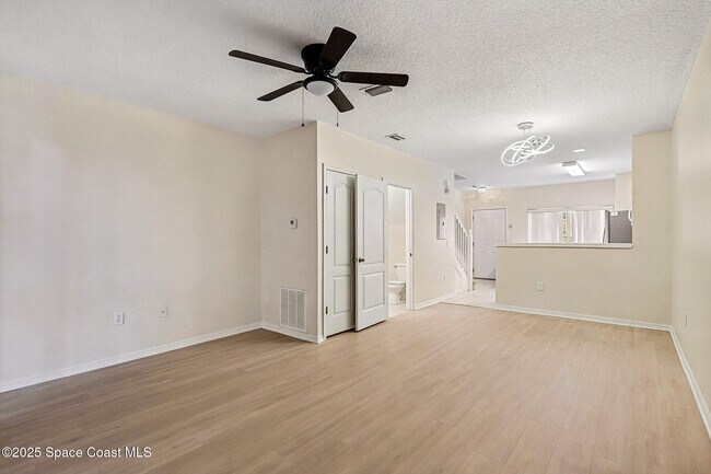 Photo - 1352 Hampton Park Ln