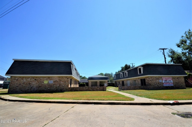 Photo - 2610 NE Evangeline Thruway Apartamento Unidad 4