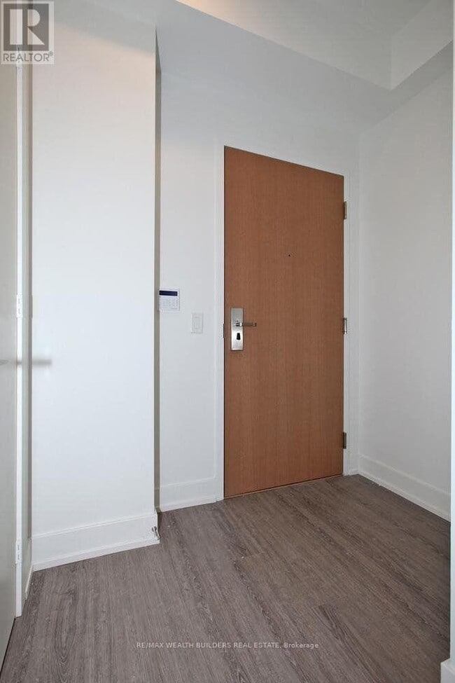 Photo - 7 Grenville St Unit 2609
