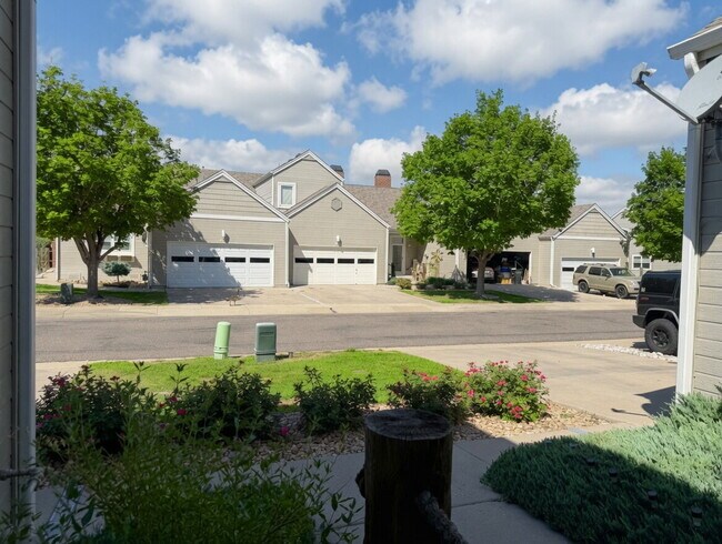 Photo - Lakeside 3 Bed/2.5 Bath Townhome in Gateway Community! Quiet, Scenic Living in The Heart Of Denver! Unit 74