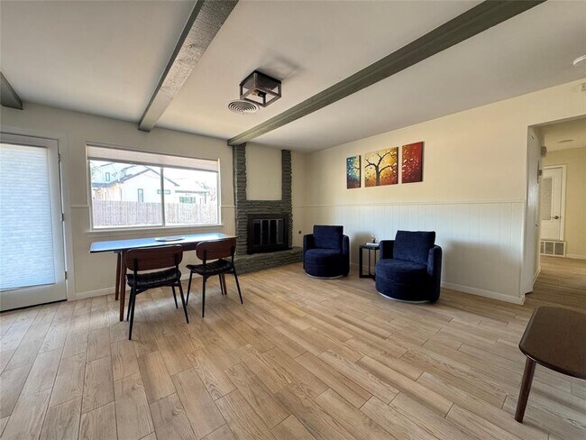 6817 Miranda Dr