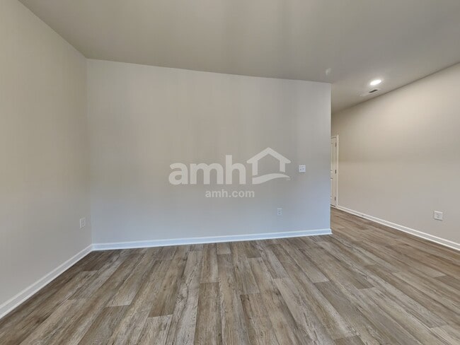 Photo - 3256 Emberly Dr