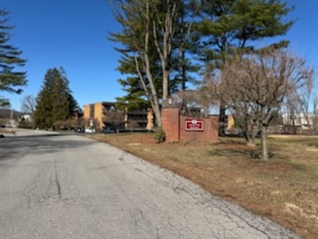 Photo - Country Club Apartments