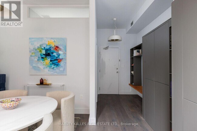 Photo - 287 Richmond St E Unit 304