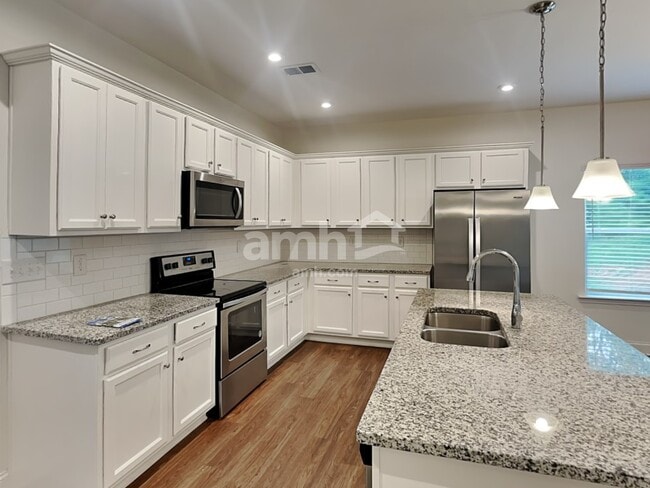 Photo - 416 Ward Farm Dr