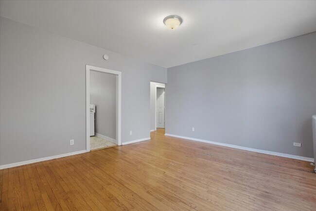 Photo - 6716 S Merrill Ave