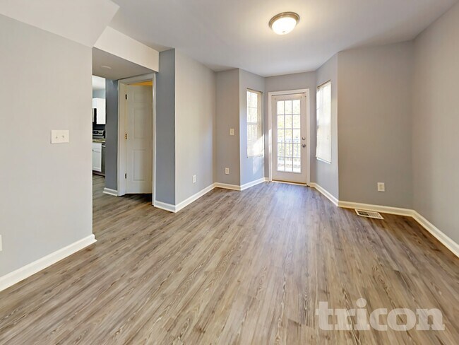 Photo - 3912 Laurel Bend Dr