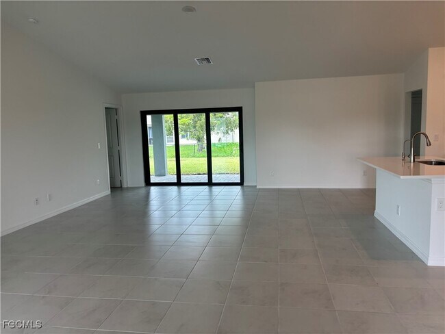 Photo - 226 NW 19th Pl