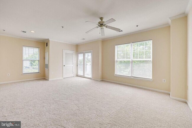 5115 Travis Edward Way Unit G