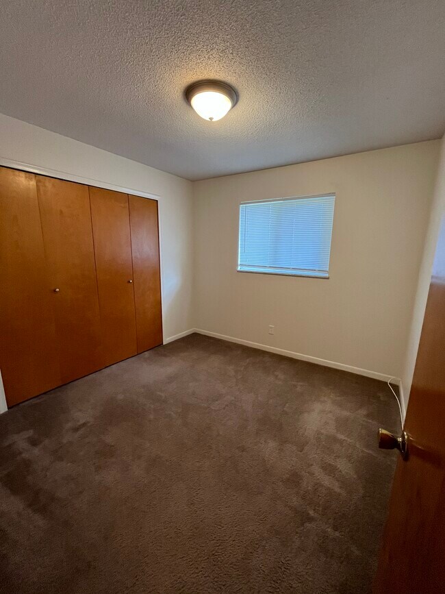 990 N 2nd St Unidad 6