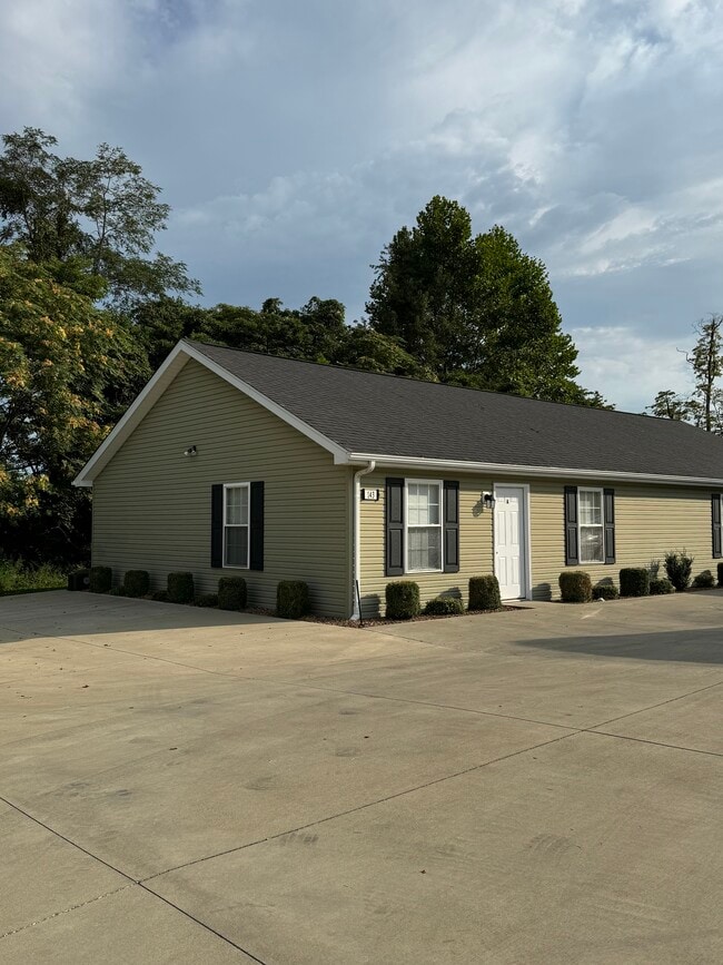 Building Photo - 143 School Side Dr Unit 143A Schoolside Drive Rental